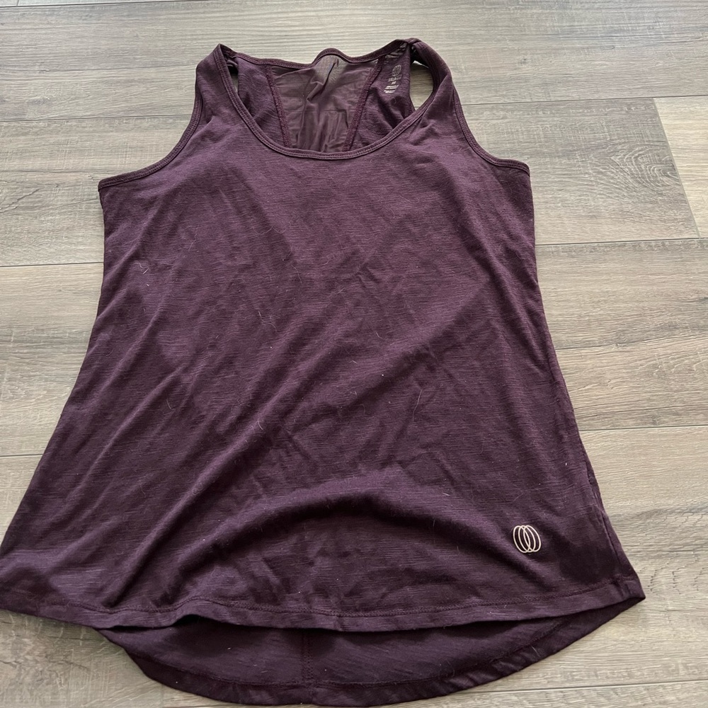 Medium balance collection workout tank